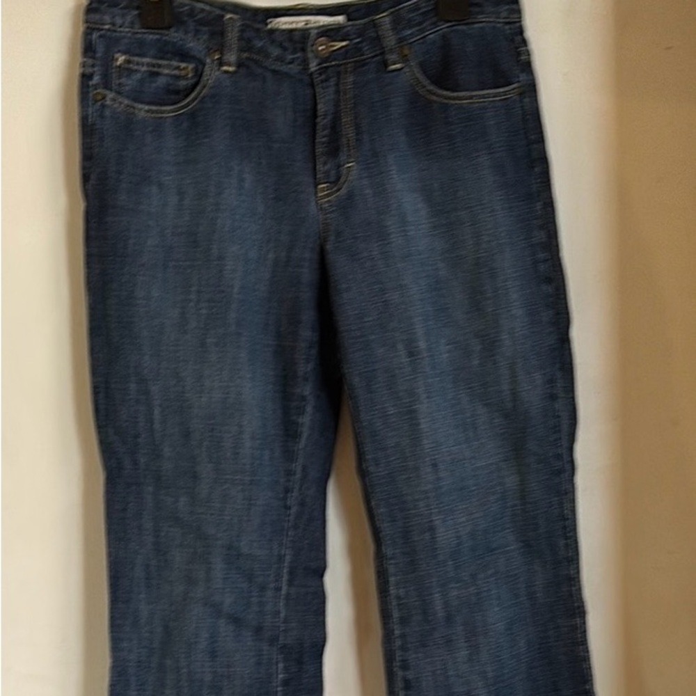 Tommy Hilfiger Blue Jean Capris for Everyday Comfort Size 6